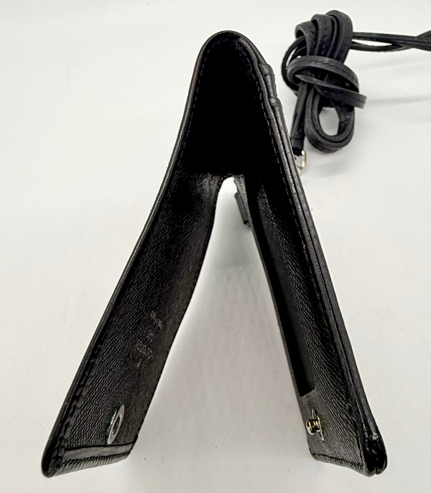 Louis Vuitton Epi Leather Card Holder with Lanyard – Black-Authentic