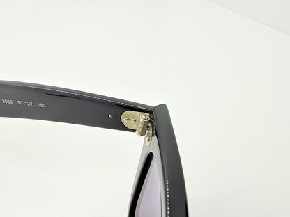 Ray-Ban RB5121 2000 Wayfarer Black w/ New Light Purple Custom Lenses–Full Kit