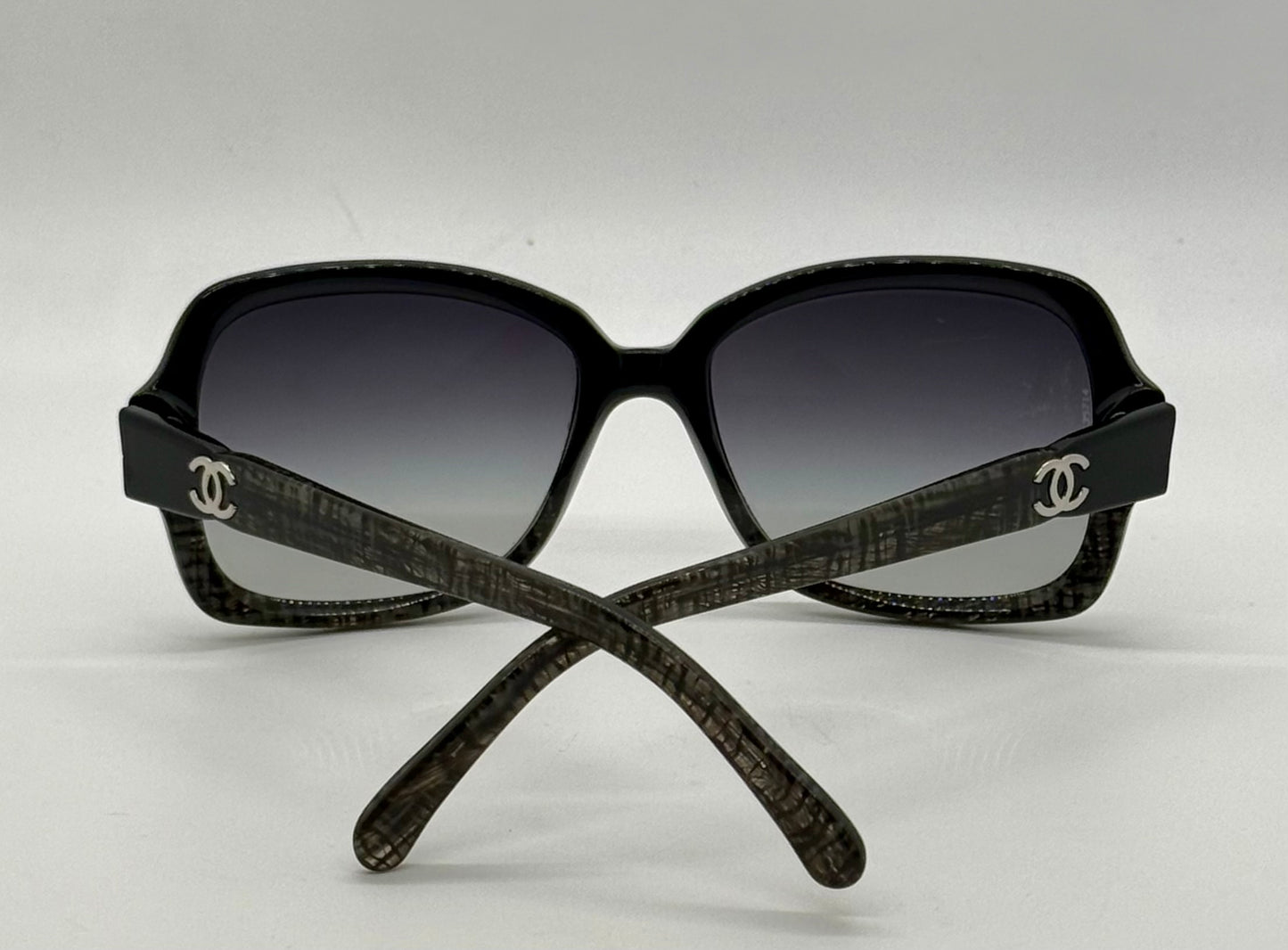 CHANEL 5177 1195/3C Oversized Sunglasses 55-17 Made in Italy Authentic