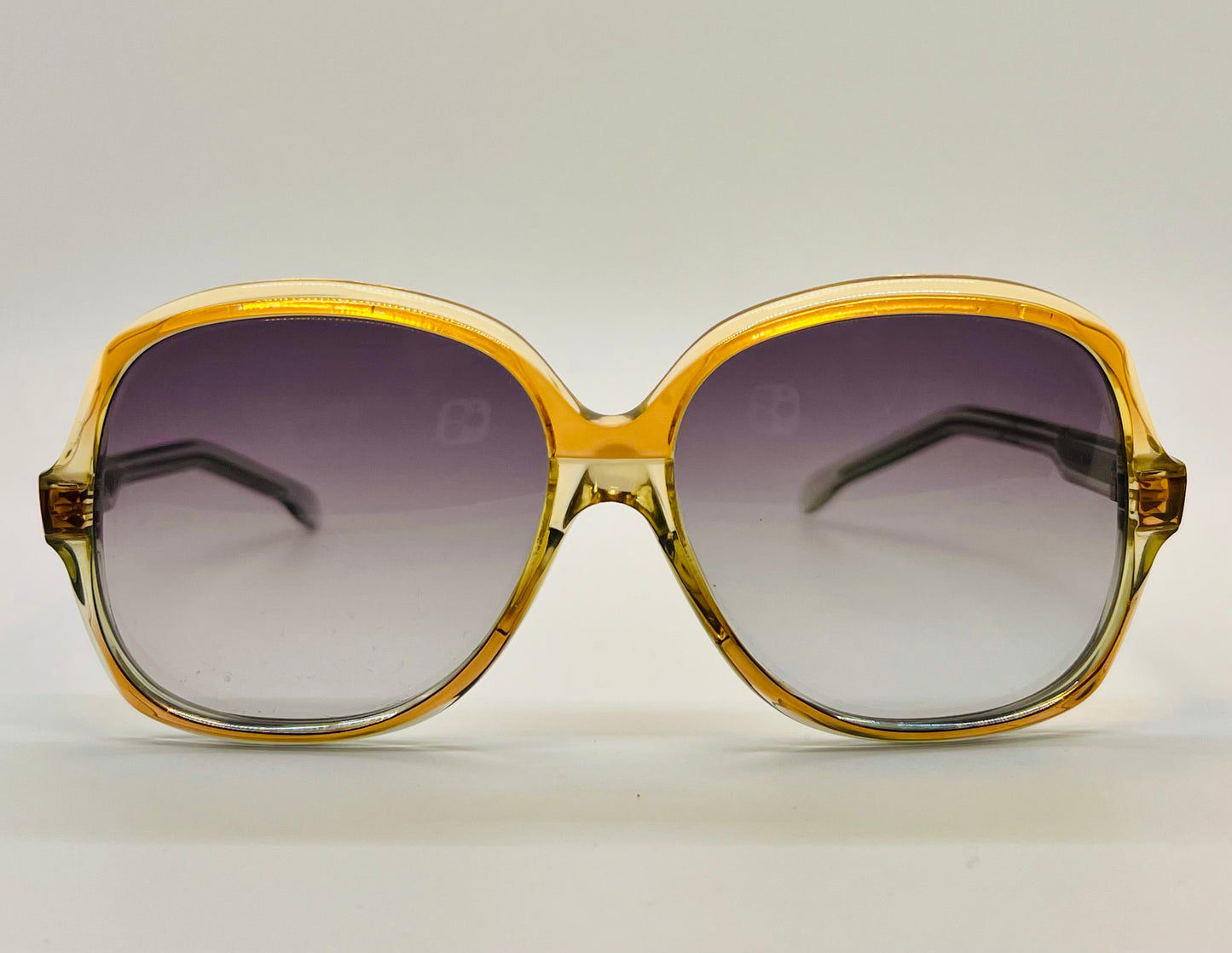 Vintage Emilio Pucci
Sunglasses-Amber Gold
Gradient Grey Lenses-NOS/UNWORN