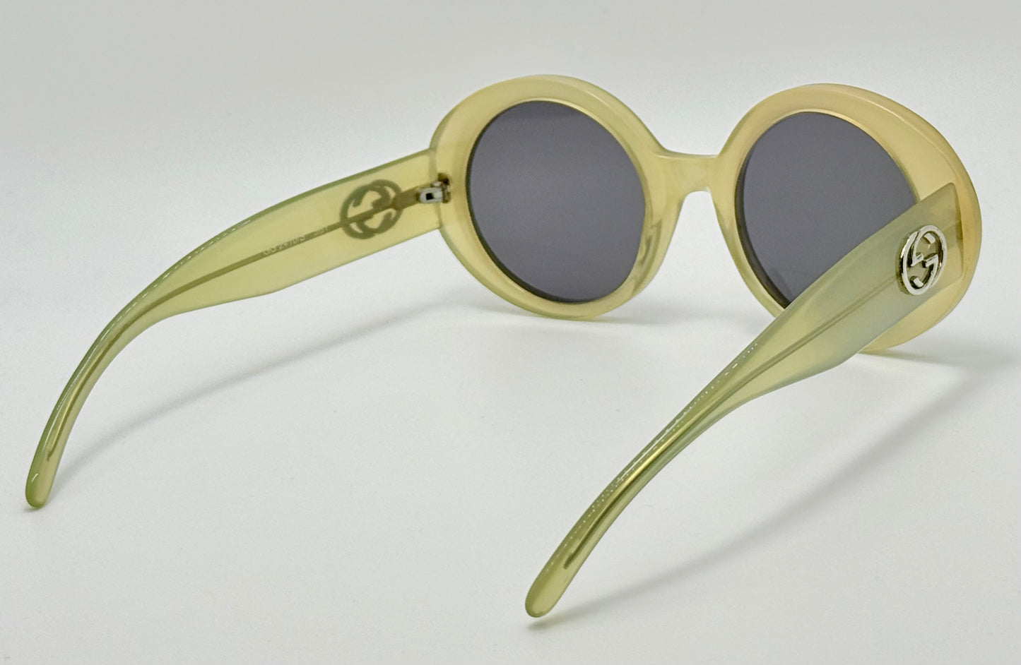 Vintage NOS Gucci GG2410/S 5BY Pale Yellow Round Sunglasses – Iconic 90s Revival