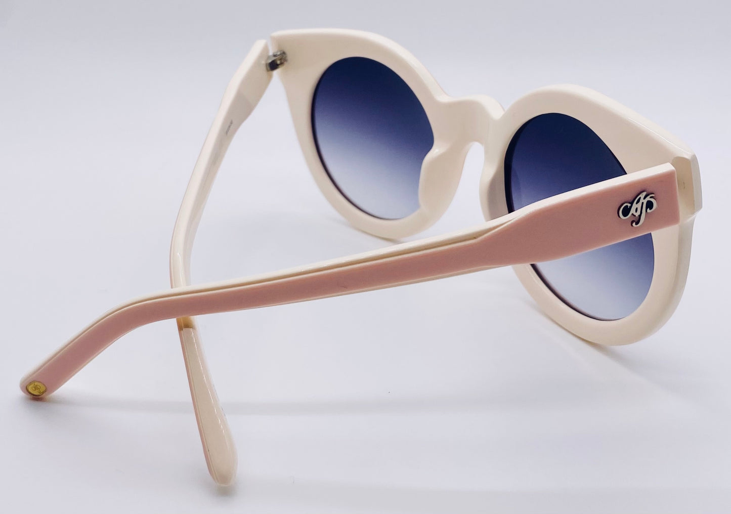 Unworn NOS Agent Provocateur “Adore Me” (AP/65/2) Cream Sunglasses - Made in Japan, Rare Find