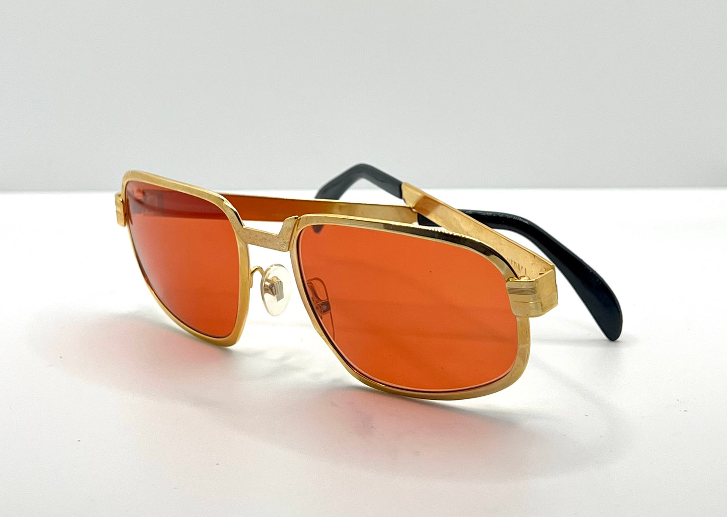 SWAN Medici 50420 Vintage Sunglasses-Gold Textured Frame w/New, Custom “Tuscan Flame” Lenses-Deadstock-Italy