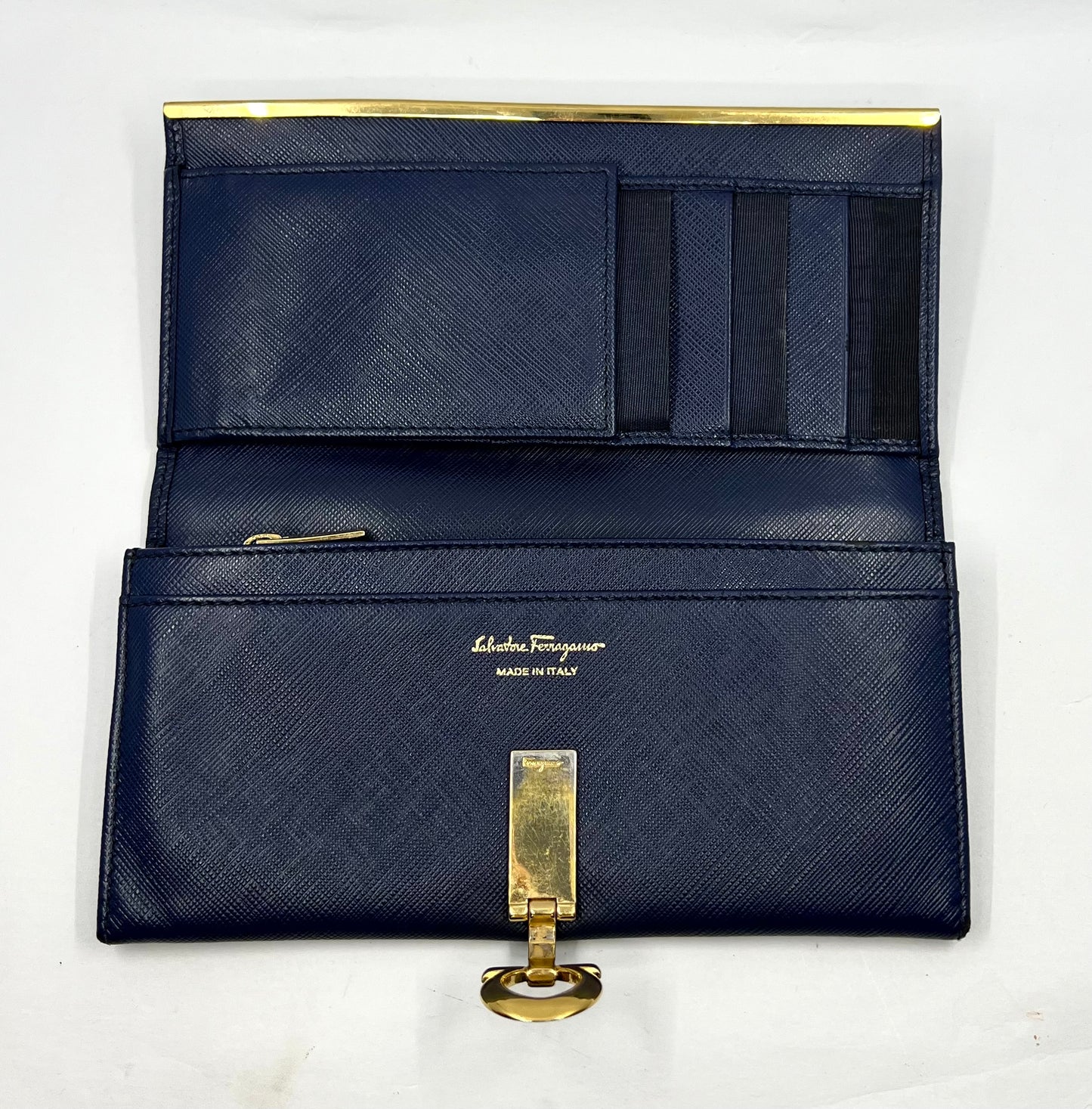 Salvatore Ferragamo Navy Saffiano Kisslock Long Wallet – Made in Italy
