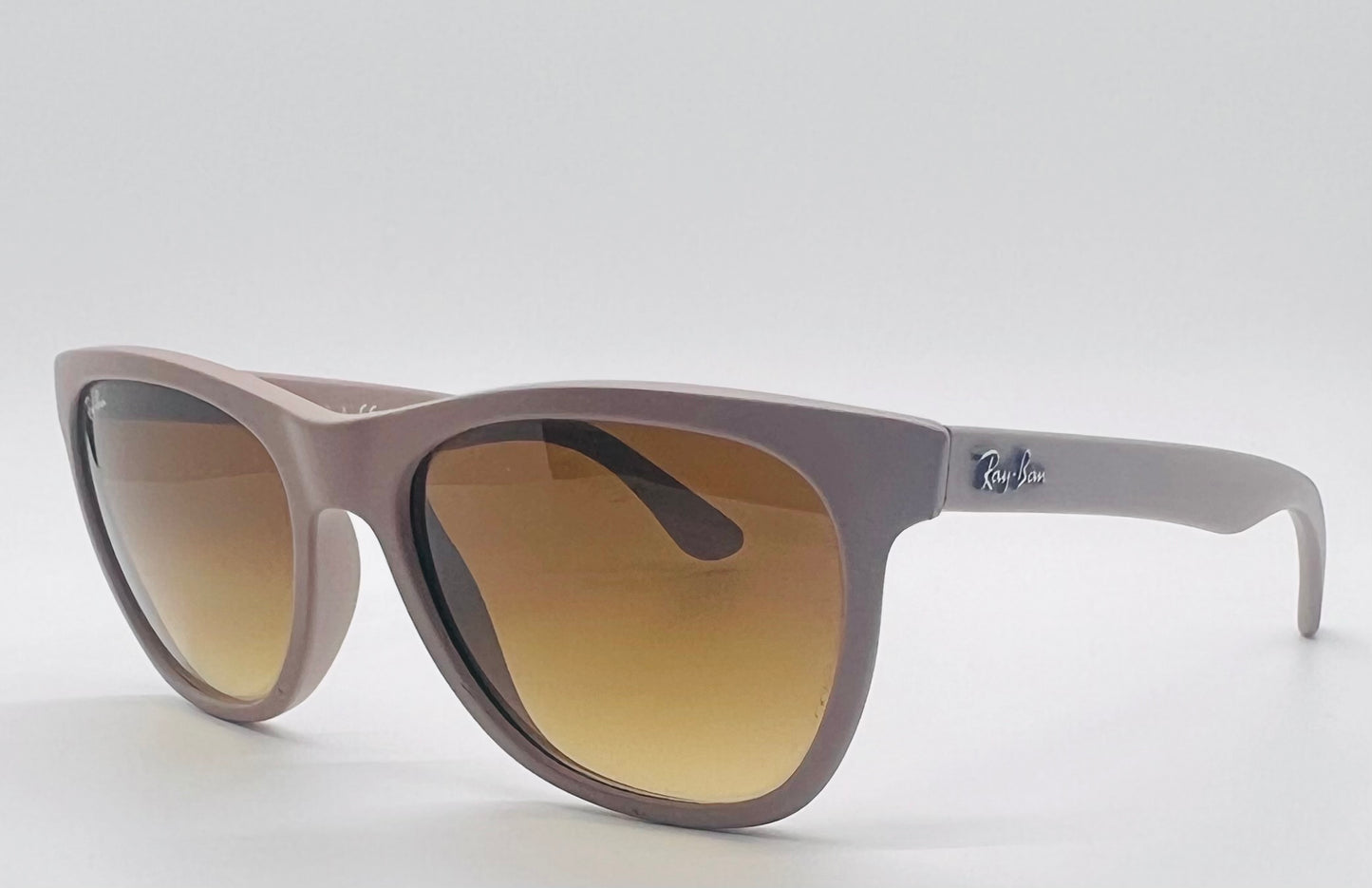 Ray-Ban RB4184 886/85 - Matte Beige Frames with Brown Gradient Lenses