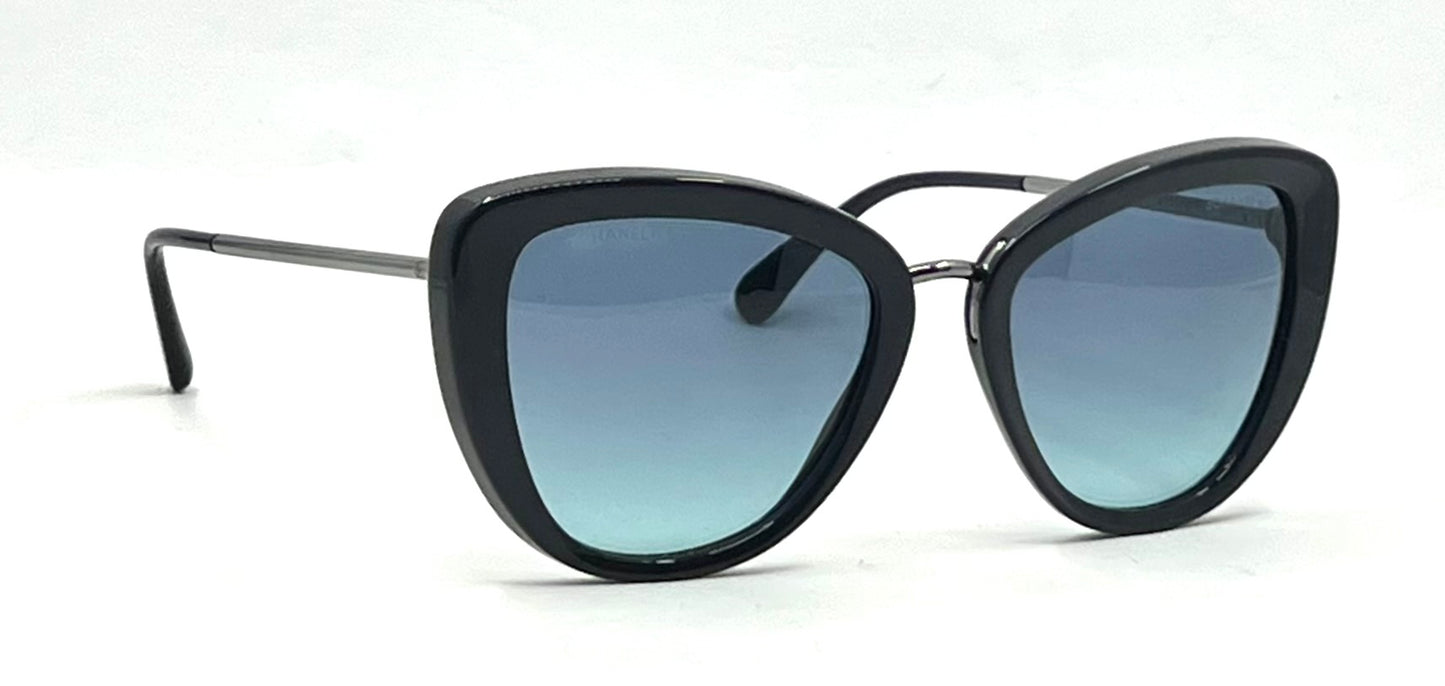 Chanel 5399 Cat Eye Sunglasses Blue Gradient Lenses Italy 53-19