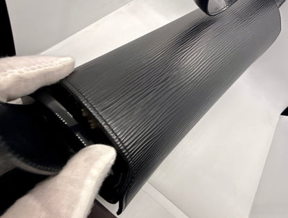 Louis Vuitton VINTAGE Epi Leather Black Camera Shoulder Bag France