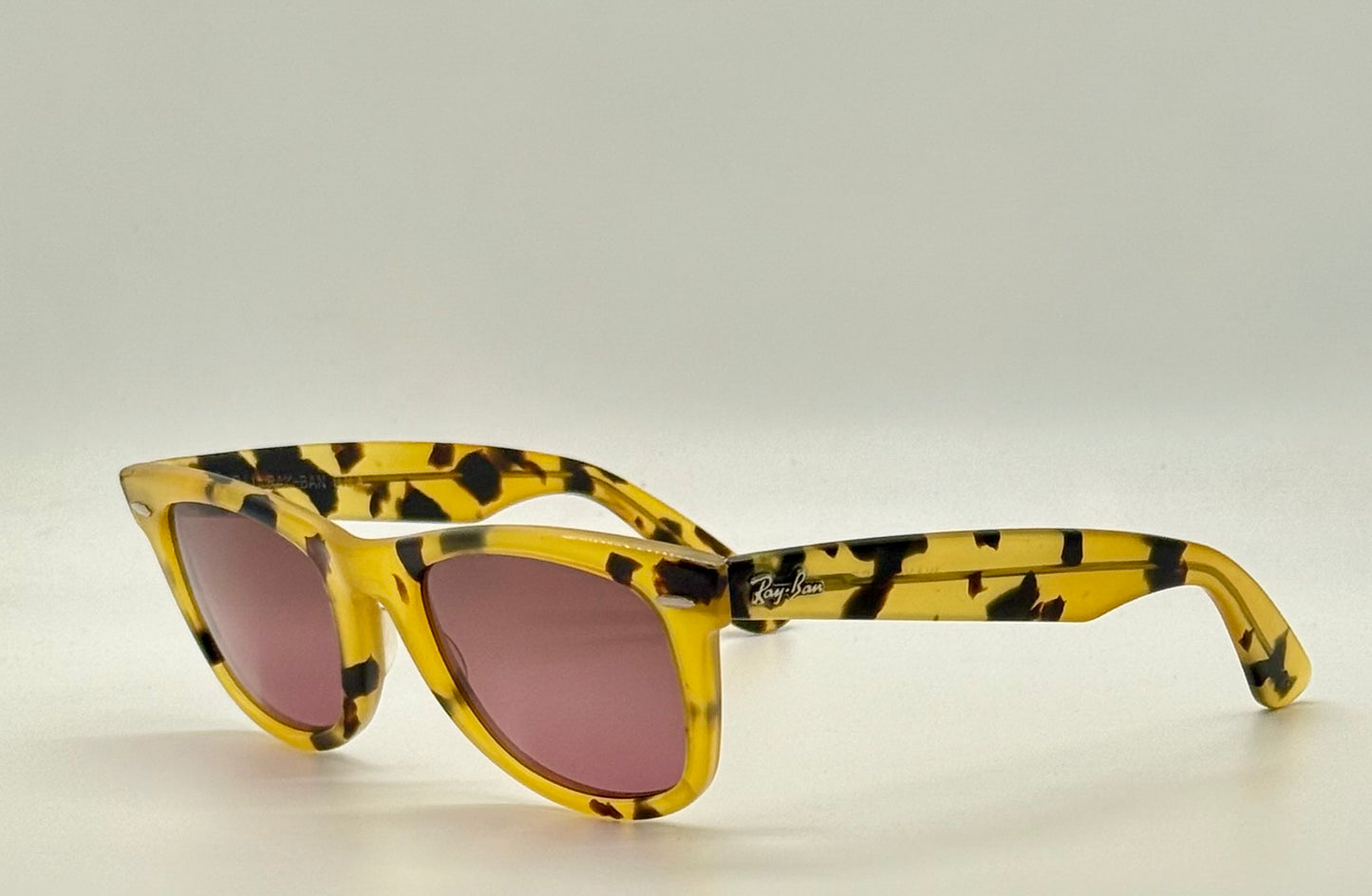 B&L Ray-Ban Wayfarer 5022 Honey Tortoise Sunglasses w/New Gradient Custom Lenses-USA