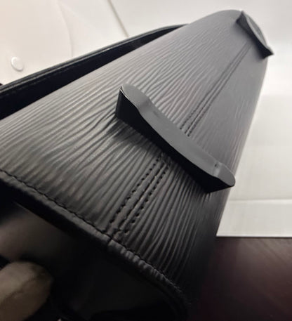 Louis Vuitton VINTAGE Epi Leather Black Camera Shoulder Bag France