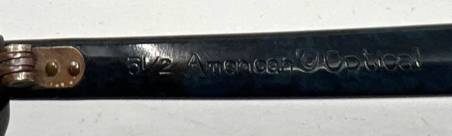 American Optical Vintage Cat-Eye Sunglasses 5 1/2 – Purple Gradient Customs