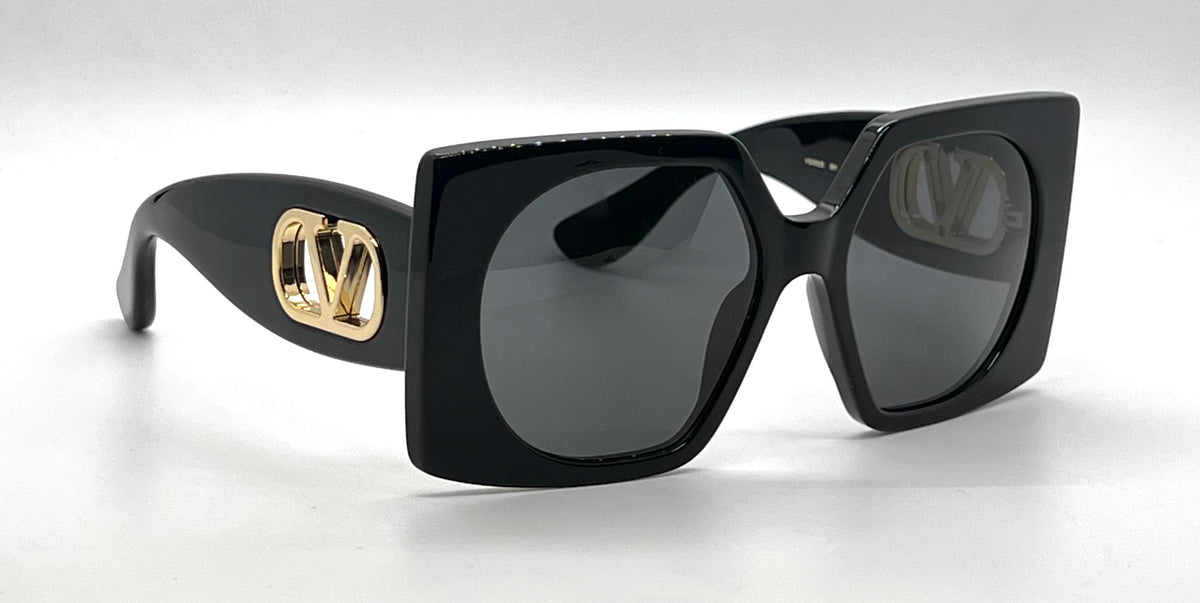 Valentino Vain Bold VG0002S 001 Black Gold Sunglasses Unworn Full Kit