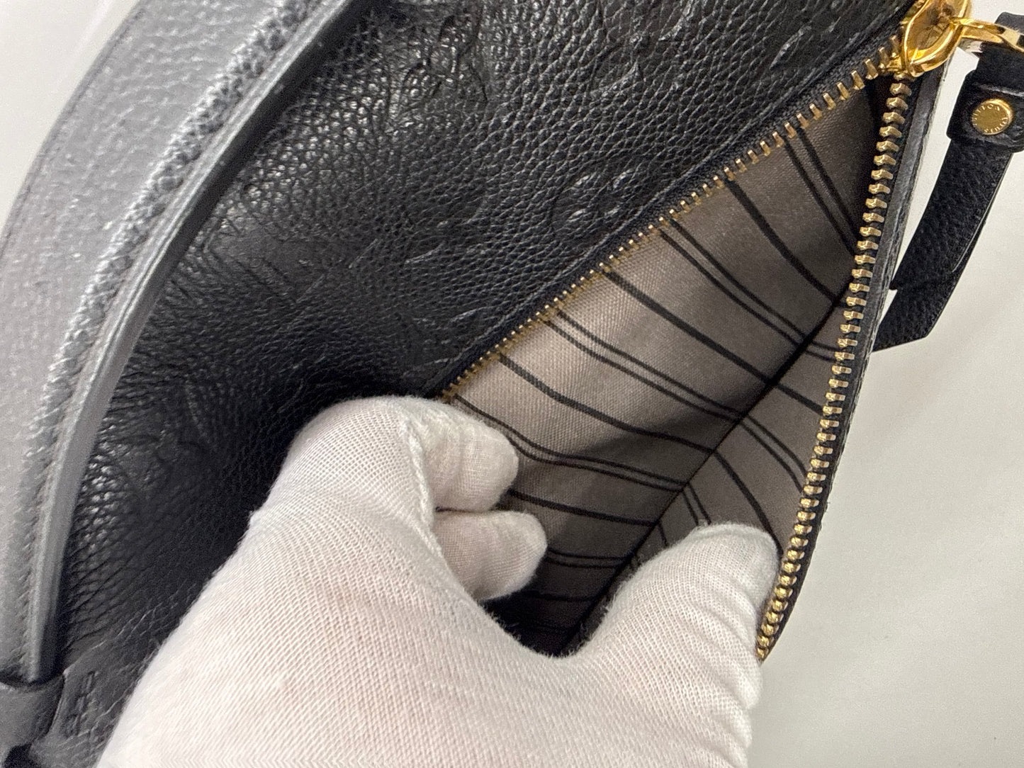 Louis Vuitton Pochette Metis Empreinte-Noir Black Leather Bag-Entrupy