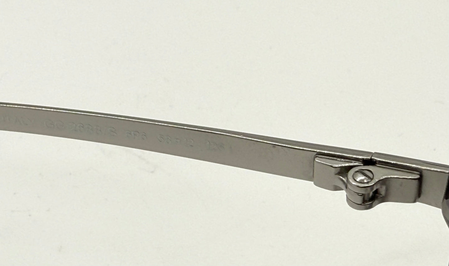 Deadstock Y2K Gucci GG 2688/S Sunglasses – Full Kit – Grey Gradient Lenses