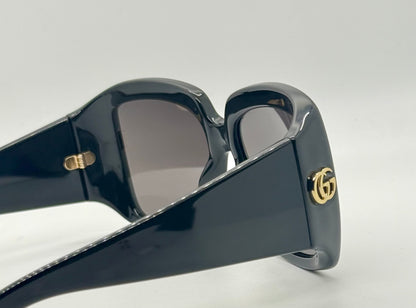Gucci GG1402S 001 Oversized Sunglasses Unworn Deadstock Full Kit