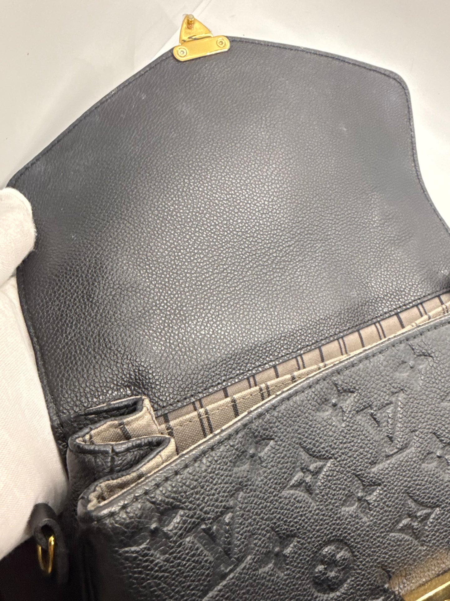 Louis Vuitton Pochette Metis Empreinte-Noir Black Leather Bag-Entrupy