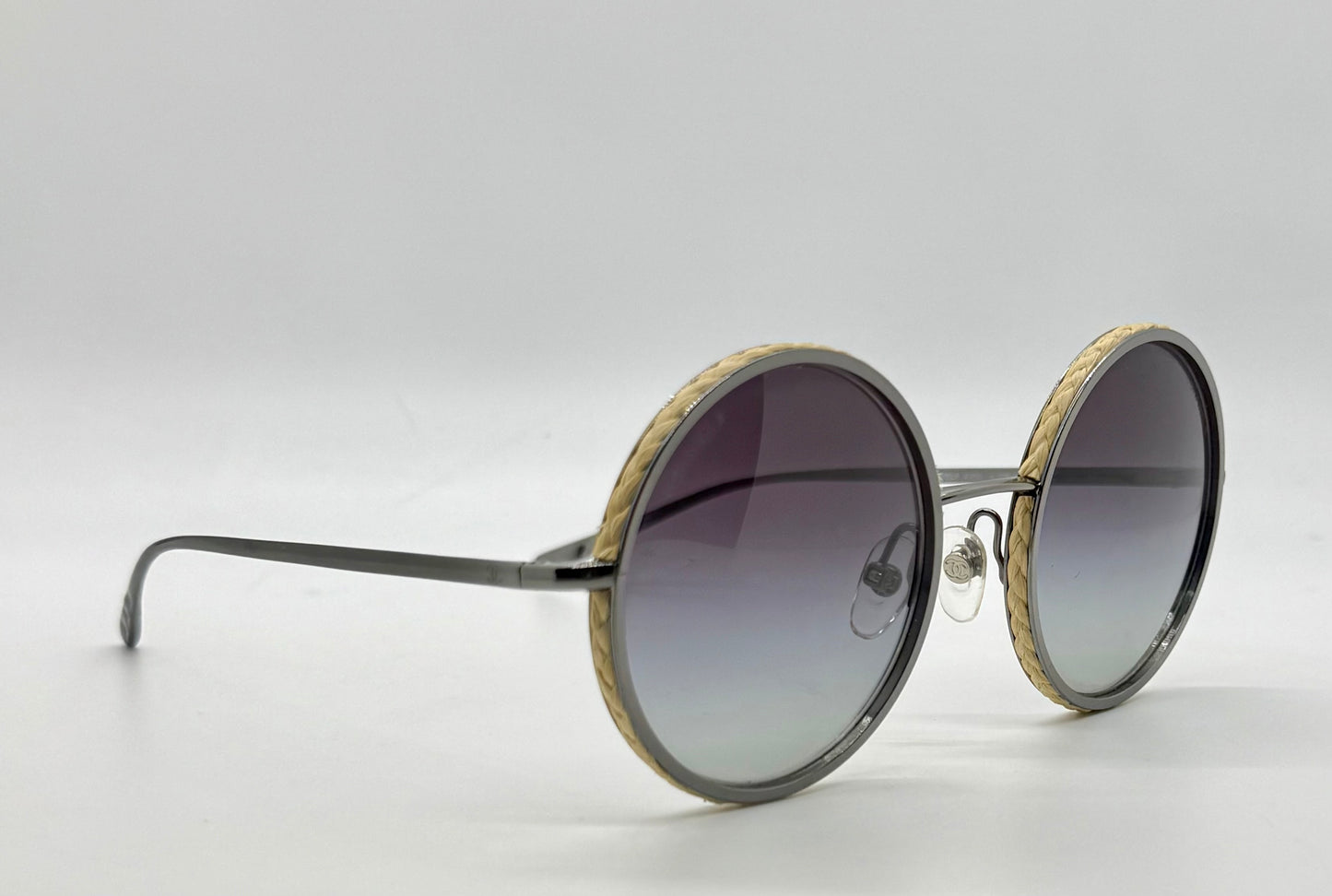 CHANEL 4250 Vintage Round Sunglasses Woven Raffia Made in Italy 52-22