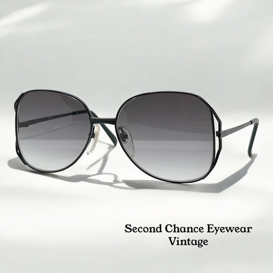 Nikon NK4608 Vintage Sunglasses – Made in Japan – Gradient Lenses – Deadstock