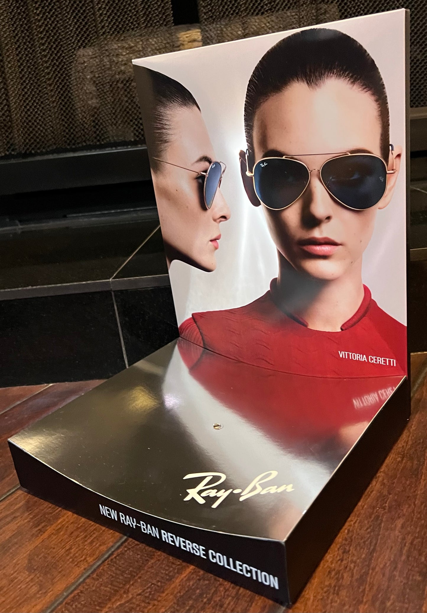 Ray-Ban “REVERSE COLLECTION” L-Shape Retail Counter Display Stand-Mint Condition