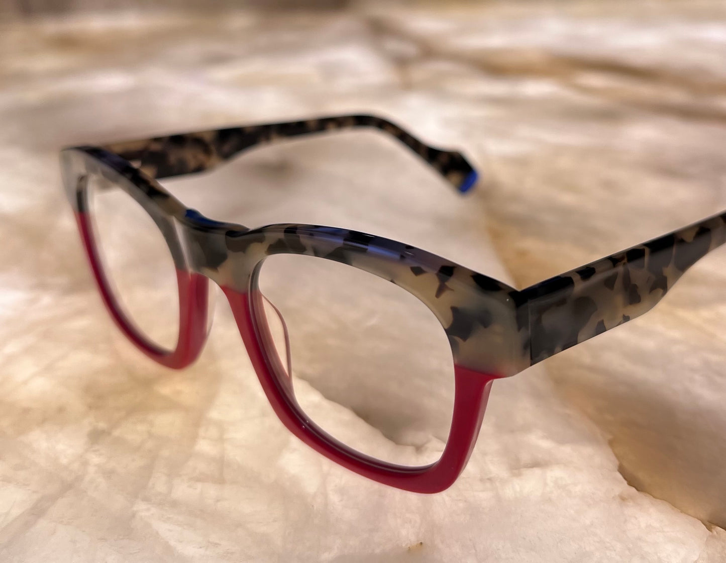 Bellagio Eyewear-Grey Tortoise & Red Squares-Model:Glam 21195 C2-Size: 49-22-148