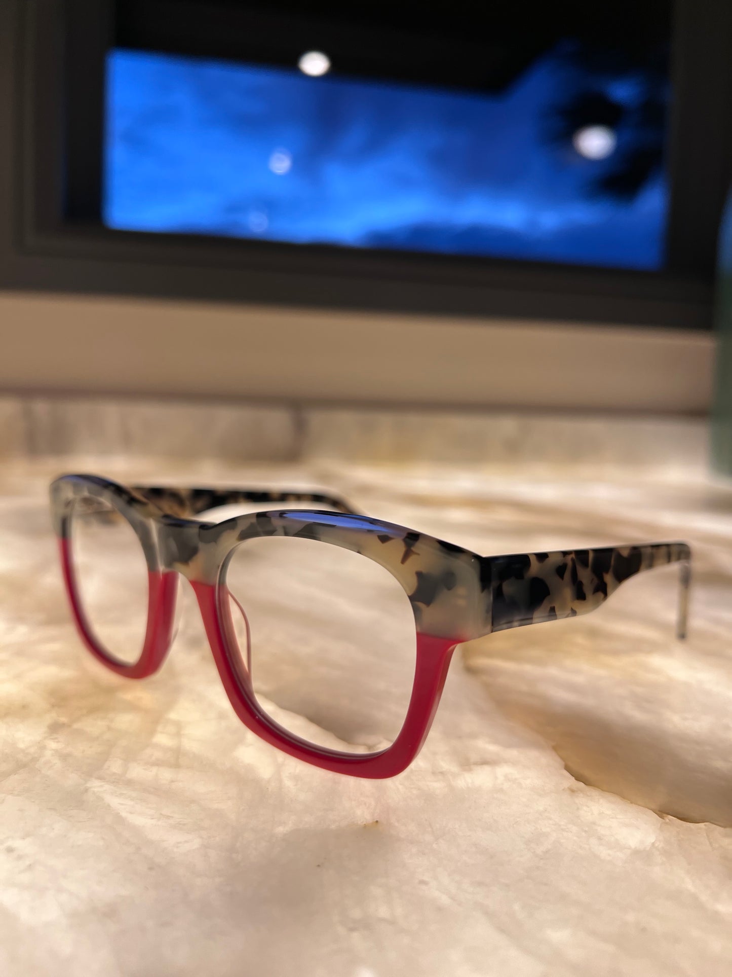 Bellagio Eyewear-Grey Tortoise & Red Squares-Model:Glam 21195 C2-Size: 49-22-148