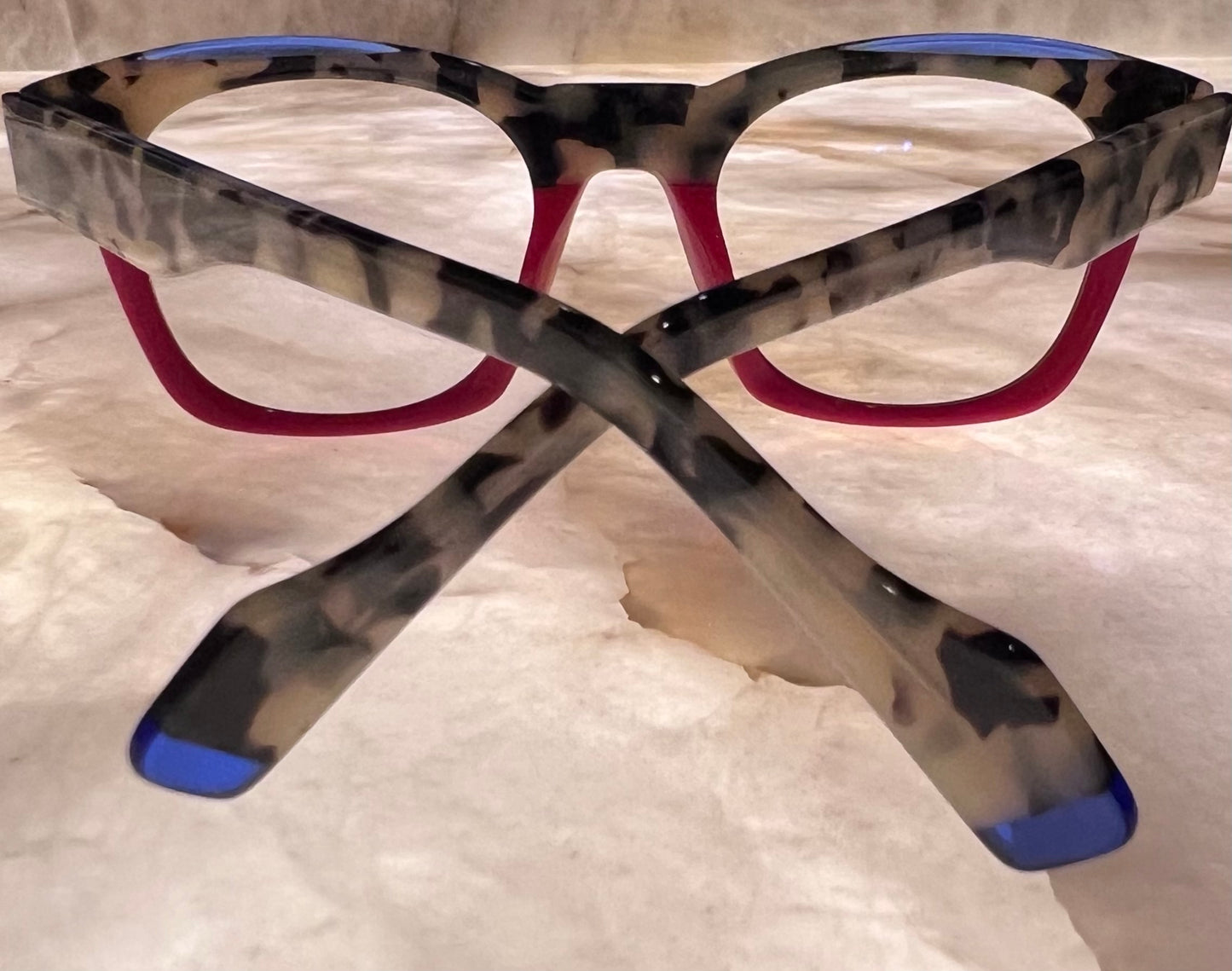 Bellagio Eyewear-Grey Tortoise & Red Squares-Model:Glam 21195 C2-Size: 49-22-148