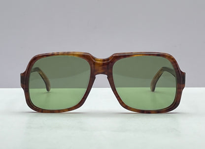 VINTAGE (new/old stock) Bausch & Lomb mod. UOC 890 Frame-w/NEW “Berko’s Designs” Custom Bottle Green Lenses