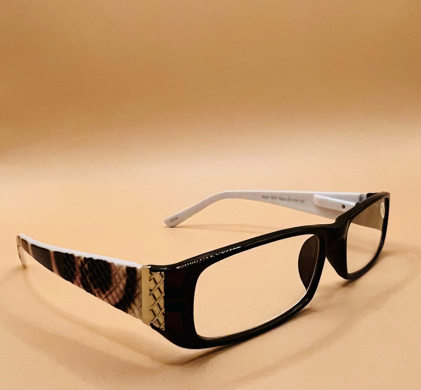 Pablo Zanetti Geometric Narrow Reading Glasses / Rectangular Frames / Spring Hinges / Silver Transition w/ Patterned Arms