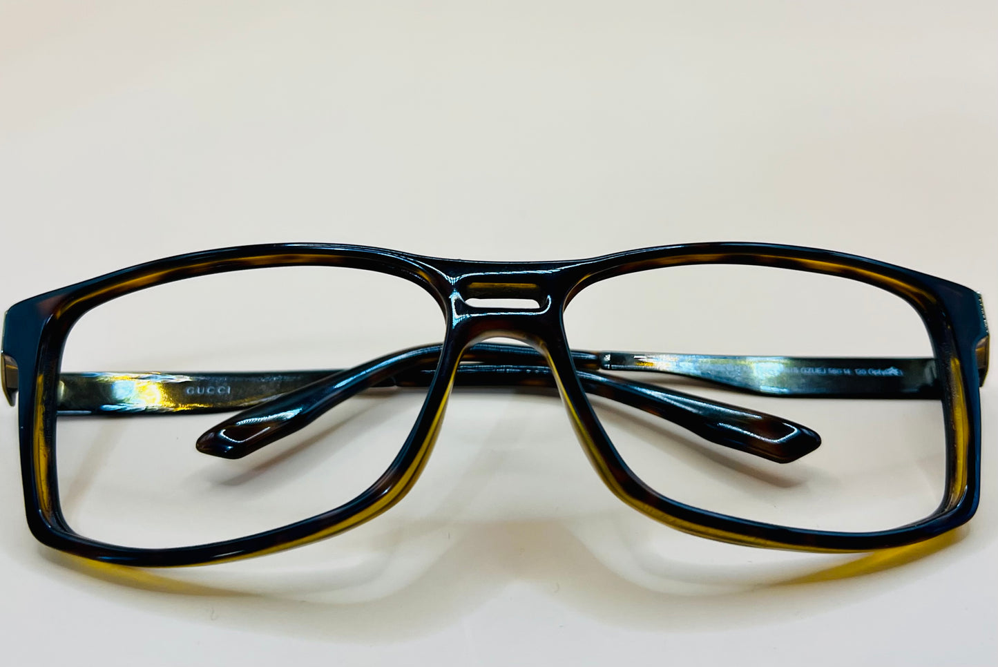 Gucci GG1588/S - QZUEJ / OPTYL Size:56-14-120mm / Frames Only / Refurbished/Mint