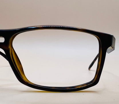 Gucci GG1588/S - QZUEJ / OPTYL Size:56-14-120mm / Frames Only / Refurbished/Mint