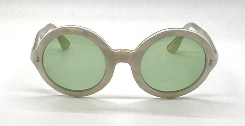 OCULLENS France-VINTAGE Round Sunglasses Pearl Acetate-Green Glass Lens UNWORN/NOS