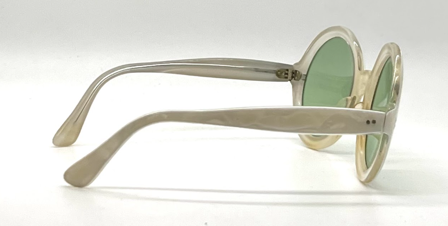 OCULLENS France-VINTAGE Round Sunglasses Pearl Acetate-Green Glass Lens UNWORN/NOS
