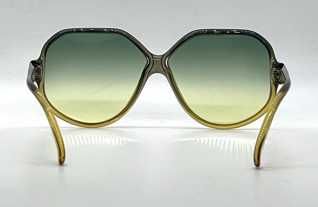 Playboy 4037-50 Vintage Sunglasses-New Green Gradient Custom Lenses-Unworn-Germany