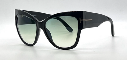 Tom Ford Anoushka TF371 01B Black Oversized Cat Eye Sunglasses Italy