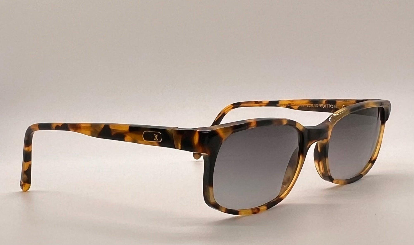Louis Vuitton Auguste Z0124W Sunglasses - Tortoise Acetate Frame w| Grey Gradient Lenses