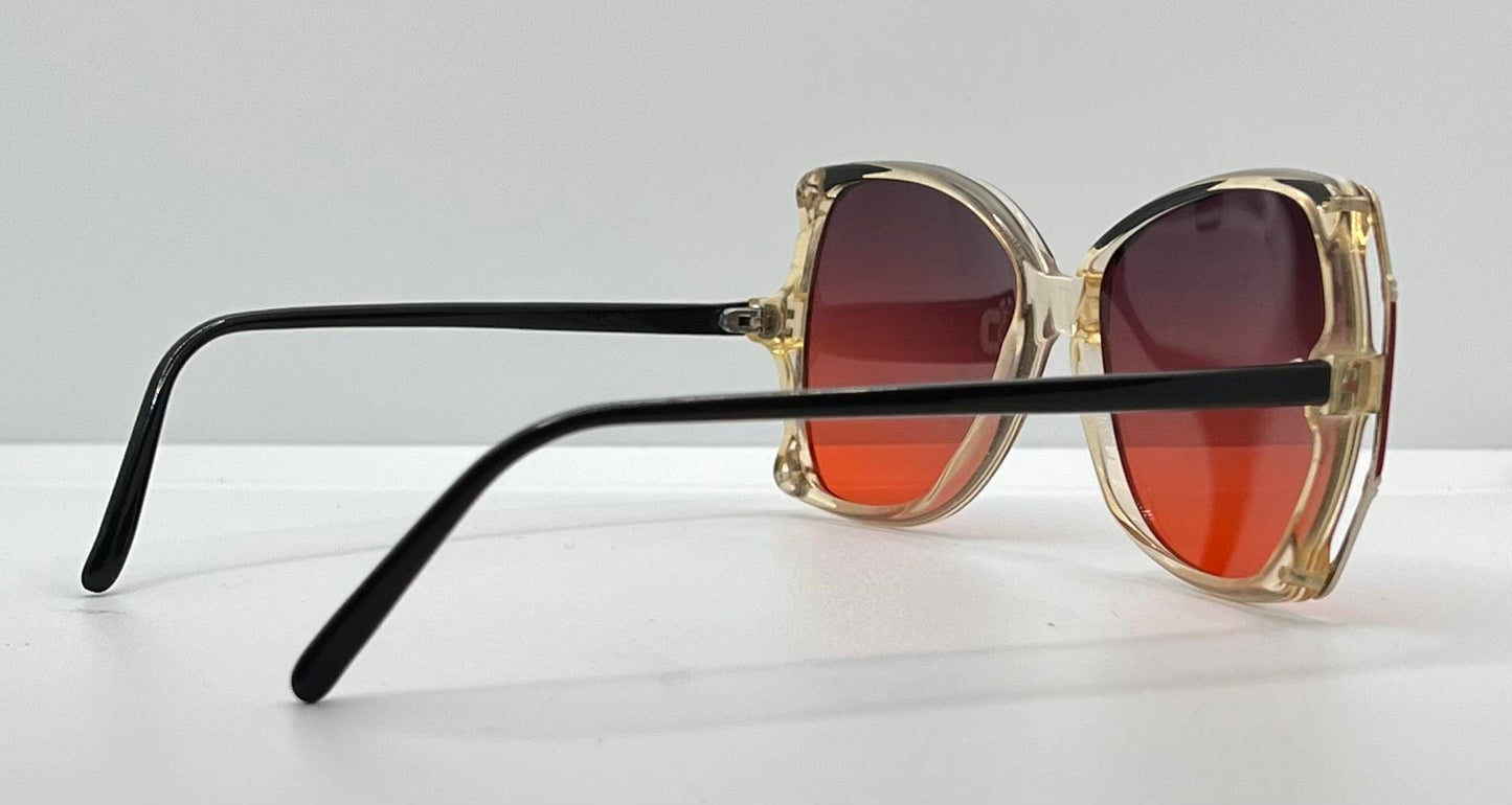 Sophia Loren Oversized Cat-Eye Sunglasses W|New, Custom Dark Grey|Blood Orange Gradient Lenses – Unknown Model