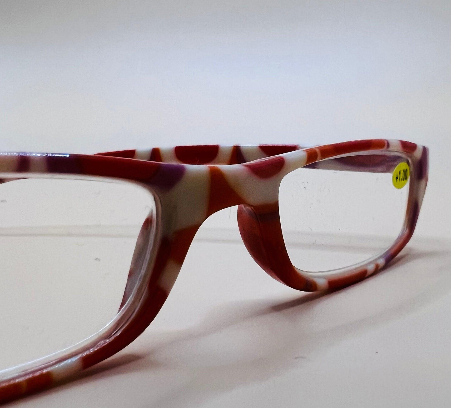 Brand New Geometric Narrow Readers. Features Multi-Color Design With Matching Case
