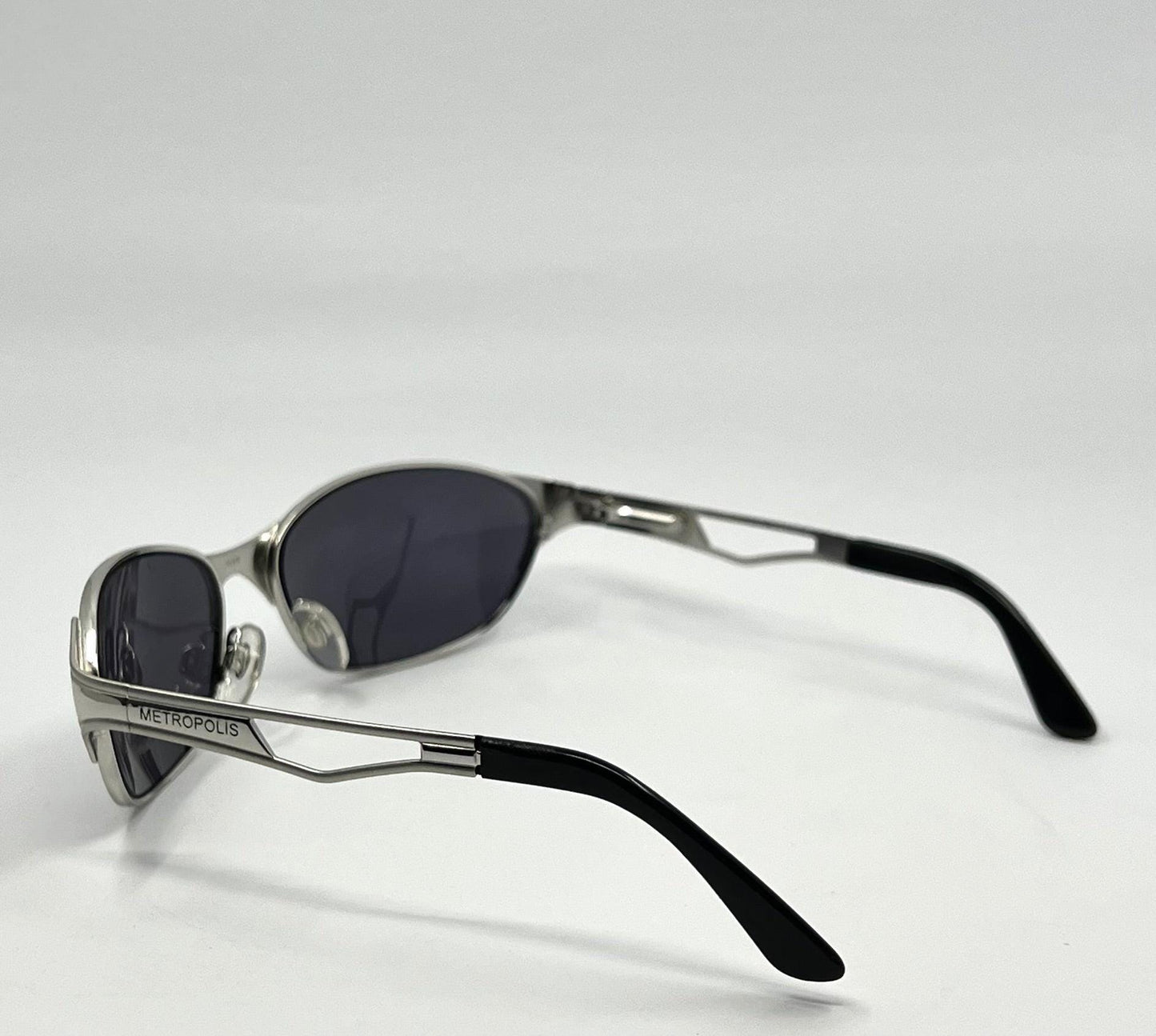 Metropolis By Marcolin Wild Spirit 8900 Vintage Sunglasses-Deadstock|Unworn-Made In Italy