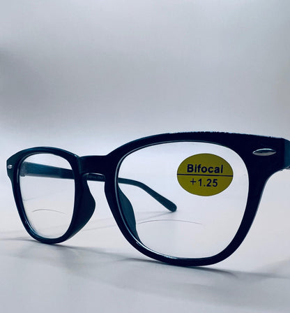 Blended Bi-Focal Reading Lens For Discreet Look