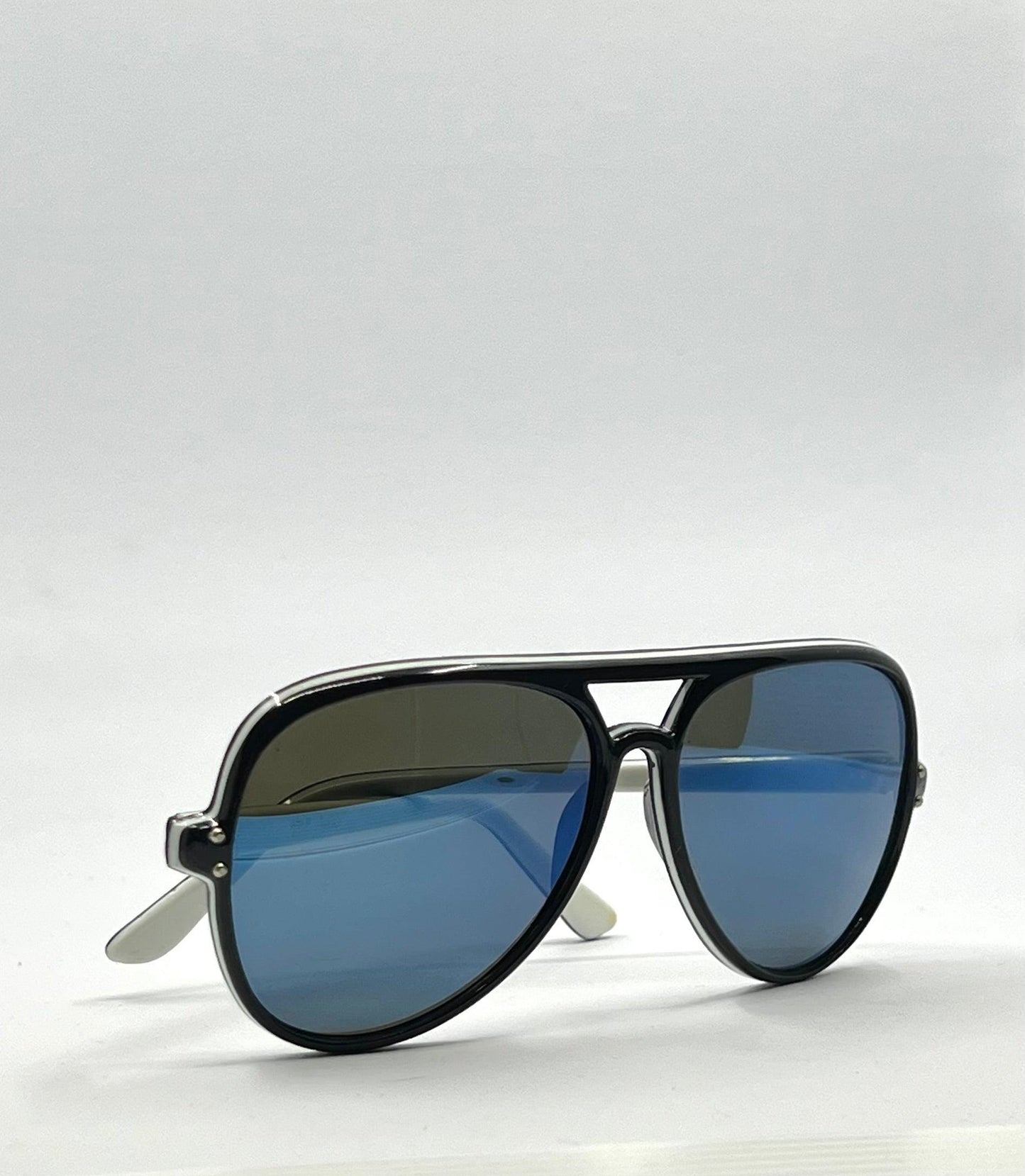 Vintage Japanese Aviator Sunglasses – Amb. Japan – Deadstock – Blue Mirror Tint