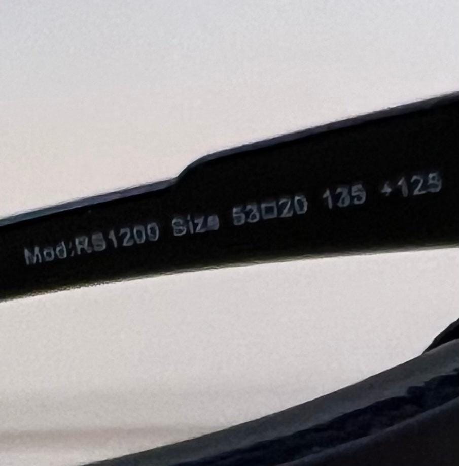 Pablo Zanetti - Top Heavy Narrow Readers. Various Magnification - Model# Rs1200
