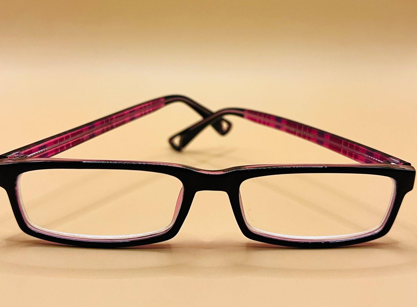 Pablo Zanetti Geometric Narrow Reading Glasses | Rectangular Frames | Solid Frame Front |  Colorful Plaid Arms