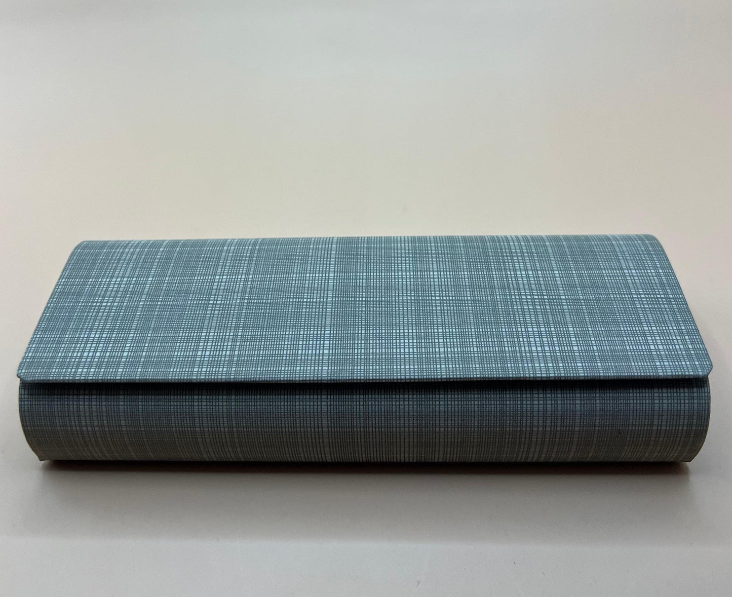 Modern Cream|Taupe|Plaid Magnetic Closing Hard Case