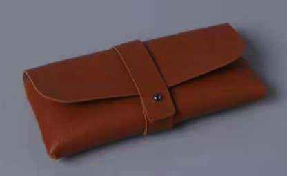 SOFT, SLIM LUXURY EYEWEAR CASE.  IDEAL FOR MEN OR WOMEN