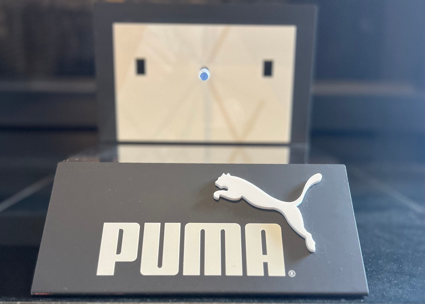 PUMA ONE PIECE LOGO MIRRORED DISPLAY IN METAL PLEXIGLASS & EXPANDED RUBBER