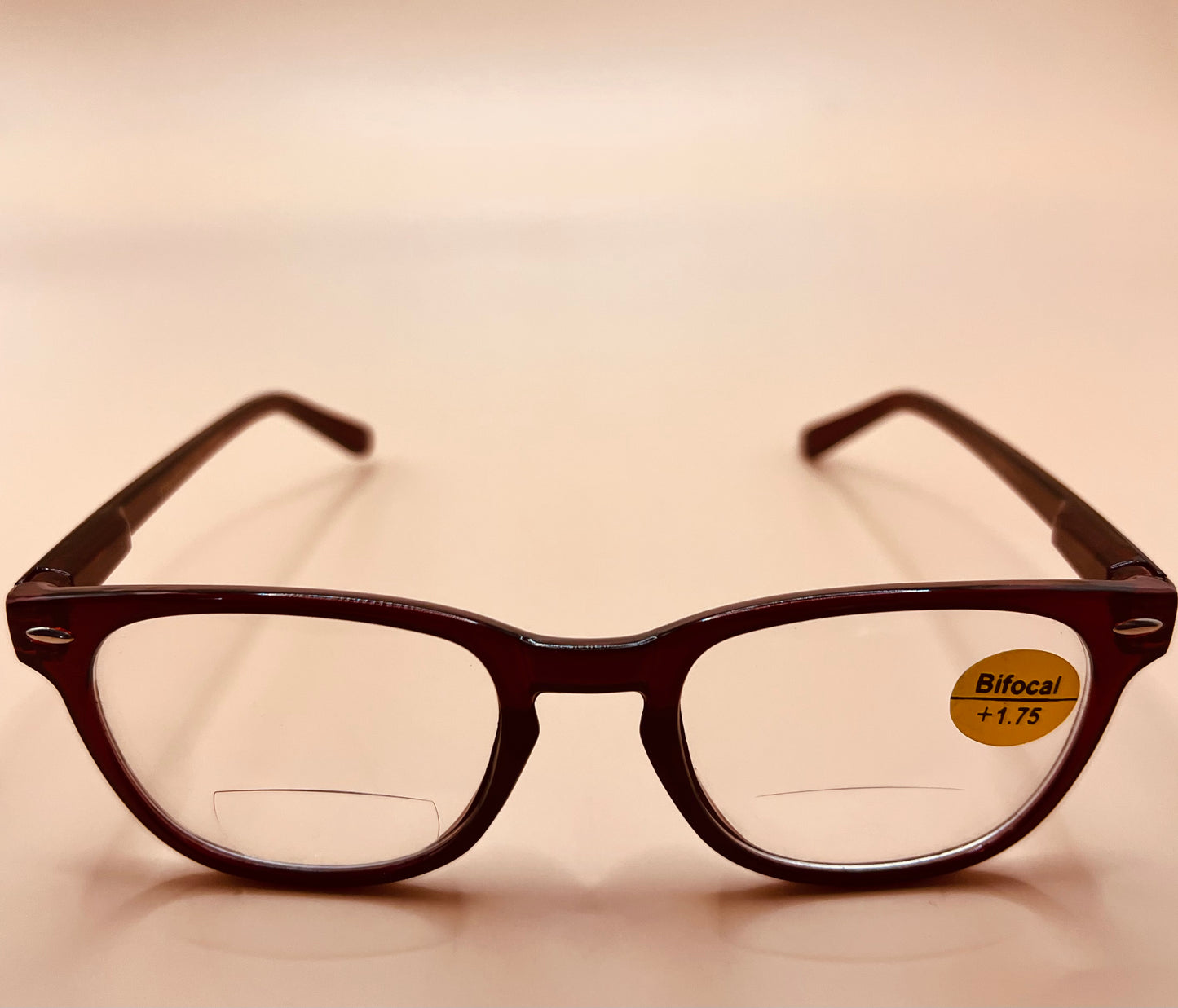 BLENDED BI-FOCAL READING LENS FOR DISCREET LOOK